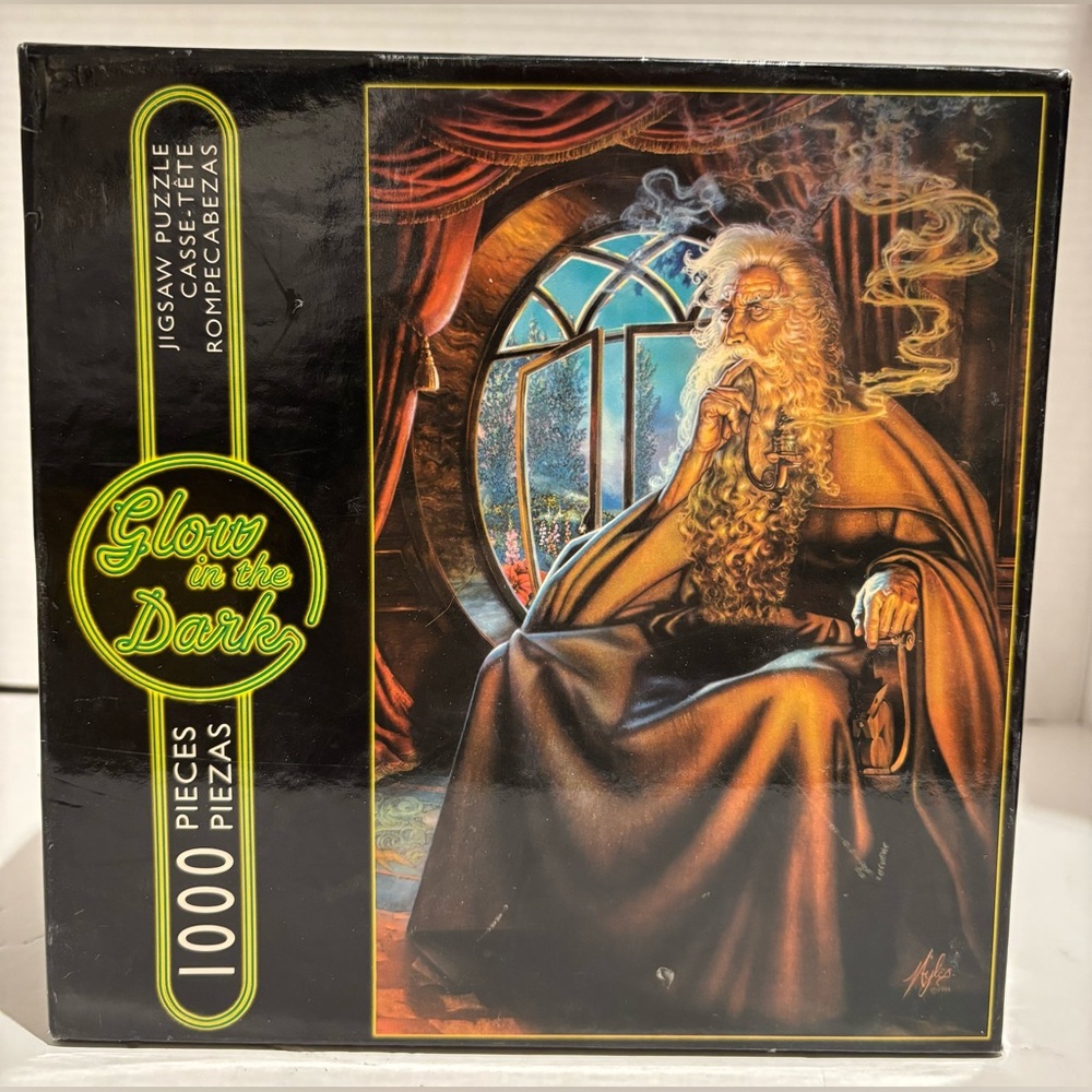 Gandalf the Grey Wizard Glow In The Dark 1000 Piece Fantasy Jigsaw Puzzle New